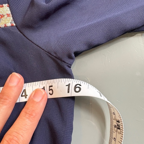 GAP Navy Blue lined Dress elastic waist embroidered detailing 3/4 Sleeves XS - Picture 5 of 7